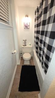 Entire Townhome with workspace - Abbeyville - 6