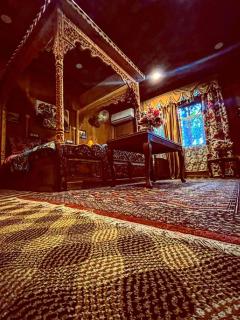 Crown Of India Group Of Houseboats - Srinagar - 1