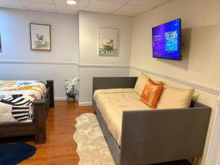 Cozy & Charming place with pool access & Gym - Fishkill - 4