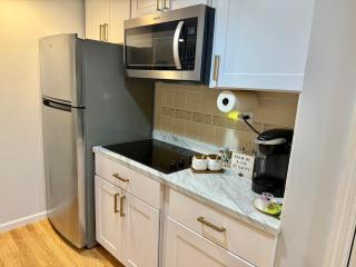 Cozy & Charming place with pool access & Gym - Fishkill - 8
