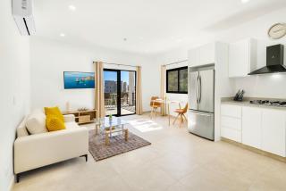 Sunlit Condo ubicación privilegiada & vistas - 8