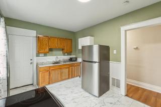 Cozy Upper Flat Minutes from Niagara Falls apts - Niagara Falls - 8