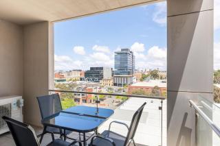 7th Floor Apartment - Geelong - 2