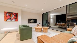 Reve 506 - A Stylish Coastal Getaway In The Heart Of Avoca Beach - Avoca Beach - 4