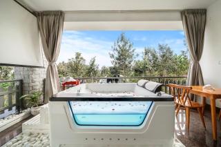 Miami - Private Jaccuzzi Villa in Bangalore - Denkanikota - 0
