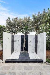 Miami - Private Jaccuzzi Villa in Bangalore - Denkanikota - 4