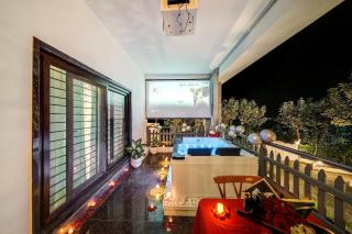 Miami - Private Jaccuzzi Villa in Bangalore - Denkanikota - 2
