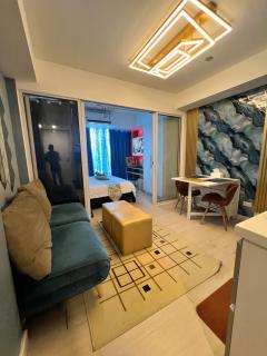 Penthouse Suite Azure Urban Resort Staycation - Manila - 7