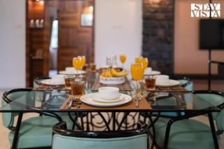 StayVista at Bayleaf Villa with Pool, Lawn, Wi-Fi - Nashik - 5