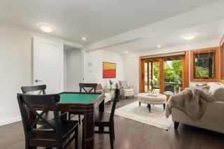 Quiet Modern Dundadrave Oasis - West Vancouver - 3