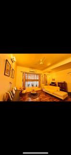 Charming 2-Bed, WFH friendly flat near Airport - Gurgaon - 3