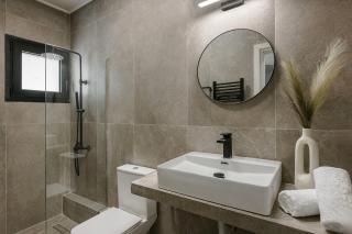 The Uptown Boutique Apartments - 5