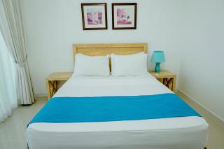 Sea-Front Apartment with Pool - 2