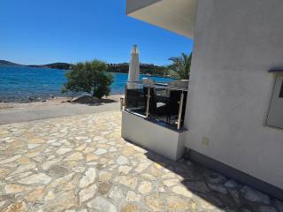 VILA KIKA - Rogoznica (Rogosnizza) - 8