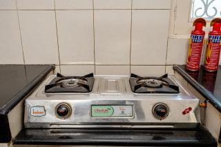 Quaint Penthouse 2BHK Apartment Kailash Hill - Neu-Delhi - 5