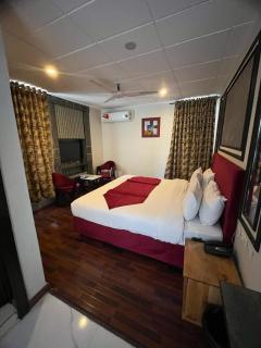 Legend Hotel Kachura - Ponedas - 4