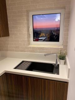 Limassol Marina Seaview Suite - Limassol - 6
