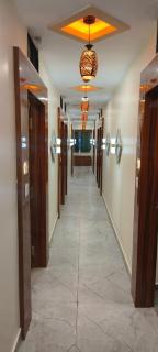 hotel shagun inn c g road - Ahmedabad - 3
