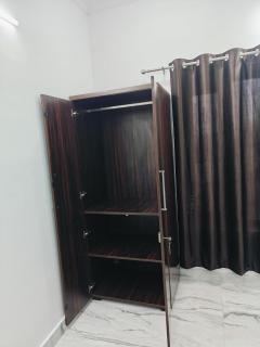 AC Room, Near IIM, Easy Access - 1