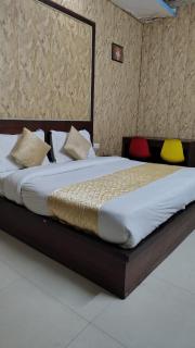 Hotel Green Lotus - Noida - 4