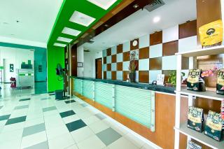 Urbanview Hotel Cosmo Jambi - - 5