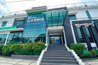 Urbanview Hotel Cosmo Jambi - - 3