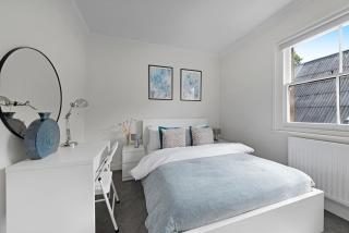 Bell Street Apartment by MoreThanStays - 9
