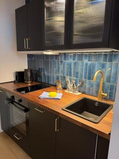 CuxHeaven modernes Studio-Apartment direkt am Meer mit 65 Zoll TV und Tiefgarage in Duhnen - Cuxhaven - 4