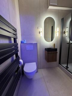 CuxHeaven modernes Studio-Apartment direkt am Meer mit 65 Zoll TV und Tiefgarage in Duhnen - Cuxhaven - 7
