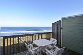 SW7 Seventh Heaven Oceanfront Community Pool - Kill Devil Hills - 3
