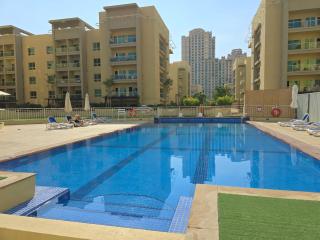 quiet green 1 bedroom for your rest - Dubai - 9
