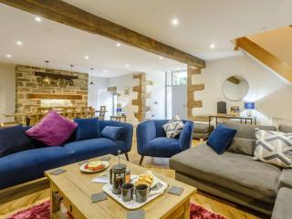 4 Bed in Skipton 84017 - - 8