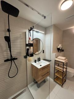 Luxury Mountain Apartment - 3