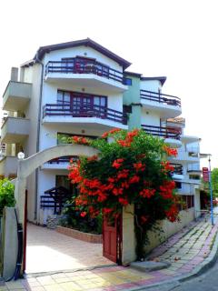 Guest House Urdoviza - Kiten - 0
