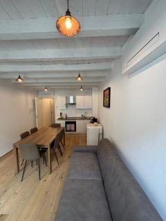 Loggia Tre Piazze Apartments - Brescia - 8