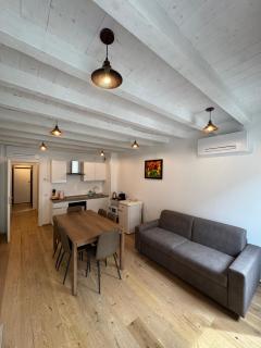 Loggia Tre Piazze Apartments - Brescia - 9