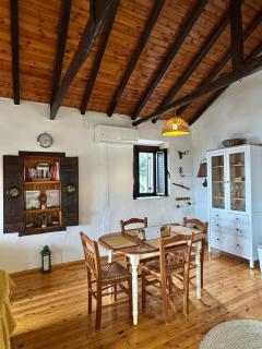 Mount Kalathi Seaview Retreat - Verga Kalamata - 6
