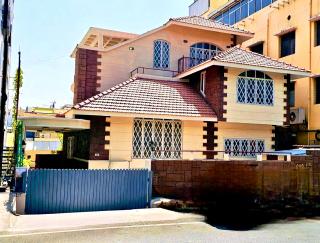 Luxurious Retro-Modern Villa House for Rent - Bangalore - 0
