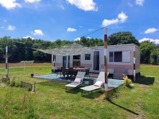Comme Chez Toi Mobile-home dans camping à la ferme - - 0