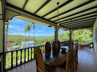 Galera Lodge - 3 Bedroom Vacation House - 4