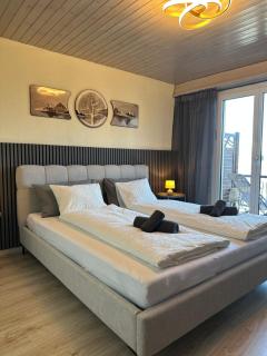 Wallis erleben mit Bergtraum, stilvoll wohnen als Familie & Gruppen - Crans-Montana - 9