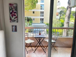 Condo in a private residence with pool - Nice - 1