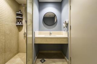 Glow & Tide 1BDR w Rooftop Mangroovy Free Pool & Beach Access - Hurghada - 2