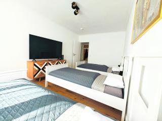 3 Room Downtown Apartment Bilk - Düsseldorf - 4