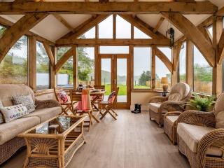 4 Bed in New Quay 78801 - Llandyssiliogogo - 0