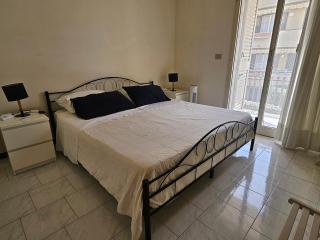 Seaview Apartment by the Beach in Sicily - Fondachello - 7
