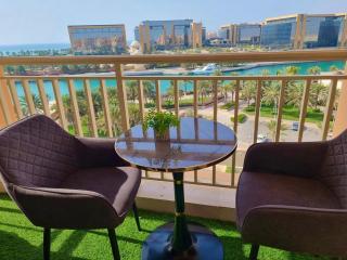 Royal Marina, sea view, two rooms - King Abdullah Economic City - 8