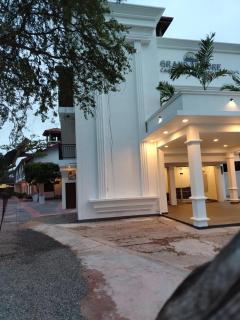 Grand Leisure Care & Wellness Resort - Negombo - 2