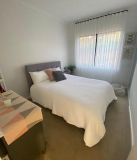 The Light House Cottage - - 2