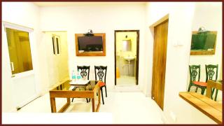 NEAR SEA BEACH HOTEL BLUE SAGAR - Lift & Parking Facilities - Room Service & Restaurant - Garden - free wifi - Comfortable and Spacious Rooms Available A Best Hotel In PURI - Puri - 2